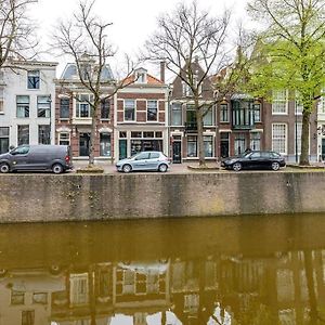 Historisch Grachtenpand In Centrum Gouda